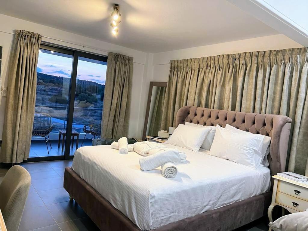 Airport Luxury Stay Artemida  Buitenkant foto
